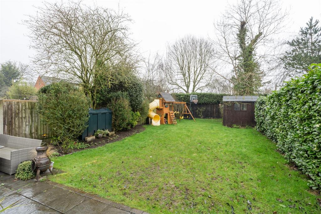 10 Kingswood Close 22.jpg