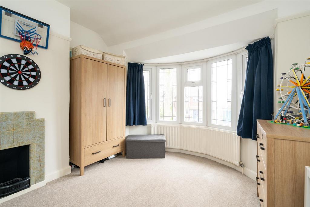 10 Kingswood Close 16.jpg