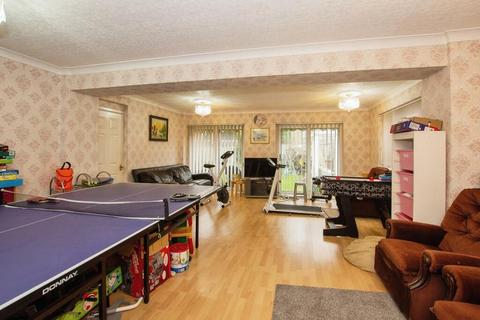 4 bedroom semi-detached house for sale, Wellman Croft, Birmingham, B29