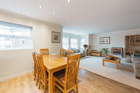 2 bedroom apartment for sale, Newlands Close, Hagley, Stourbridge, DY9