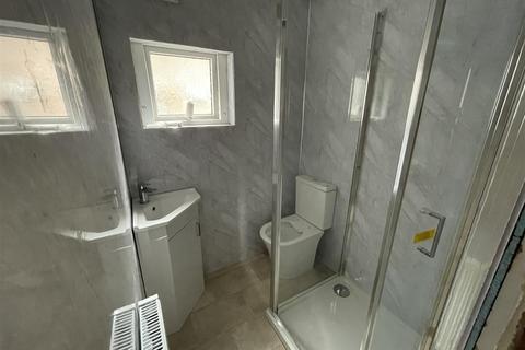 undefined, New Road, Littlehampton BN17