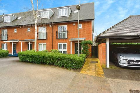3 bedroom end of terrace house for sale, Mockford Mews, Redhill, Surrey, RH1