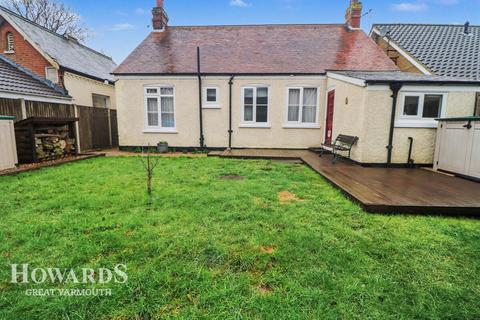 undefined, White Street, Martham