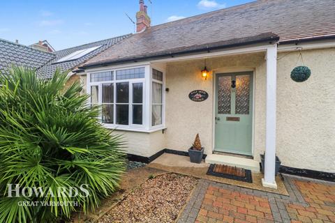 undefined, White Street, Martham