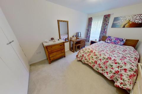 2 bedroom flat to rent, Grosvenor Park Gardens, Woodhouse, Leeds, West Yorkshire