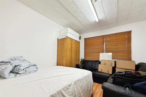 undefined, Holly Hill Road, Erith DA8