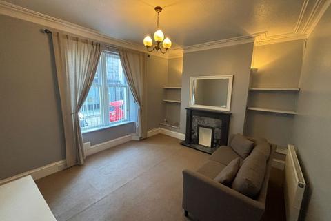 Raeburn Place, Rosemount, Aberdeen, AB25