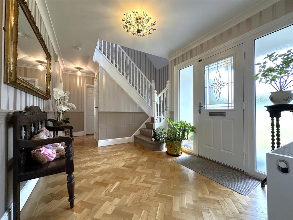 Inviting Reception Hall 464