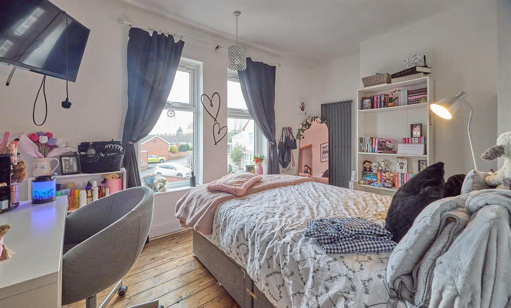 Bedroom One to front
