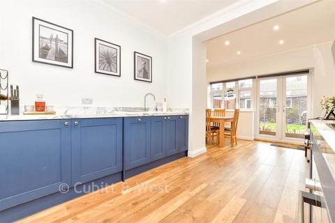3 bedroom terraced house for sale, Kenyon Road, Portsmouth, Hampshire
