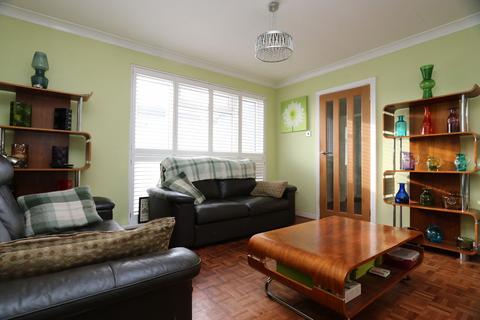 5 bedroom semi-detached house for sale, Willow Crescent, Barry, CF63
