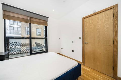 2 bedroom flat to rent, Banister Road, London W10