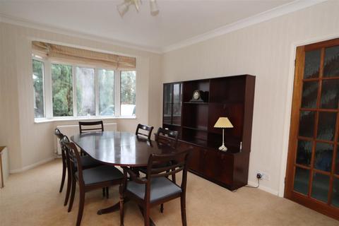 4 bedroom semi-detached house for sale, Wash Road, Hutton, Brentwood