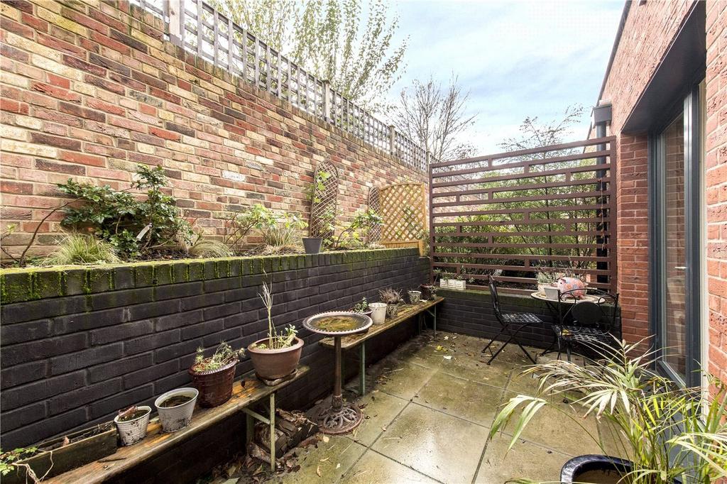 Private Patio Garden