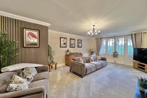 5 bedroom detached house for sale, Skippool Avenue, Poulton-Le-Fylde FY6