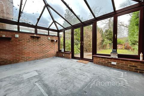 2 bedroom terraced house for sale, Kerry Close, Fleet, Hampshire