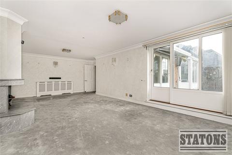 undefined, The Ridgeway, Enfield, EN2