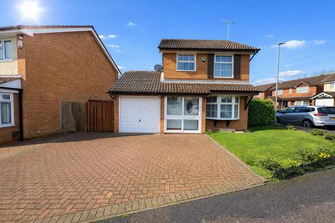3 bedroom detached house for sale, Ames Close, Luton, LU3 4AS