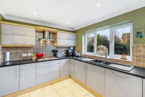 3 bedroom detached house for sale, Pennine Way, Spalding, Lincolnshire, PE11