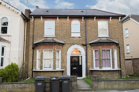 undefined, Waddon New Road, Croydon, CR0
