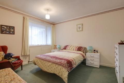 3 bedroom semi-detached bungalow for sale, TEWKESBURY AVENUE, FAREHAM