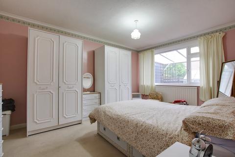 3 bedroom semi-detached bungalow for sale, TEWKESBURY AVENUE, FAREHAM