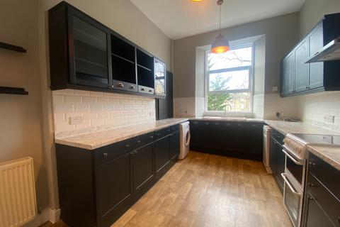 2 bedroom flat to rent, Hillside Street, Hillside, Edinburgh, EH7