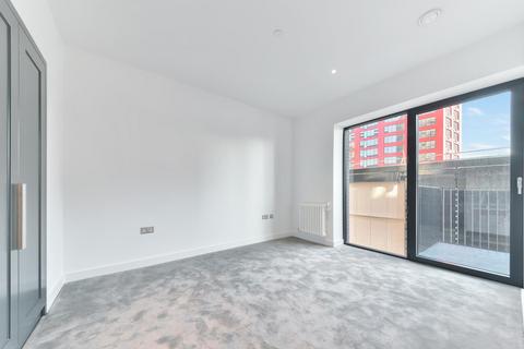 1 bedroom apartment for sale, Modena House, 19 Lyell Street, London, E14