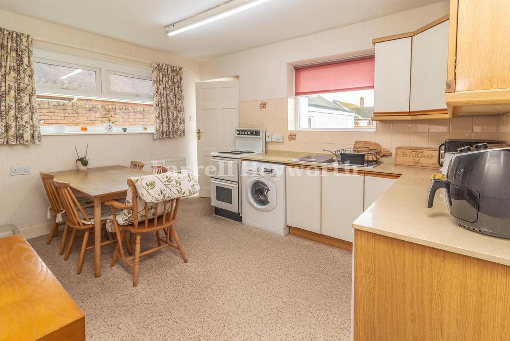 Kitchen Diner image