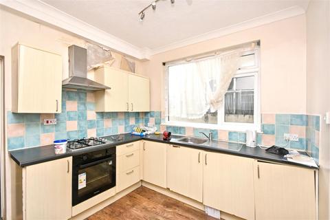 2 bedroom terraced house for sale, Dursley Road, Eastbourne