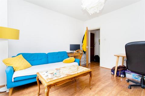 1 bedroom flat to rent, Corfield Street, London
