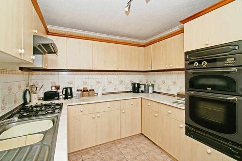 3 bedroom end of terrace house for sale, Dolcoath Road, Camborne, Cornwall, TR14