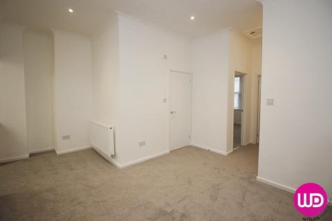 3 bedroom flat to rent, Newcastle upon Tyne NE6