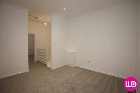 3 bedroom flat to rent, Newcastle upon Tyne NE6