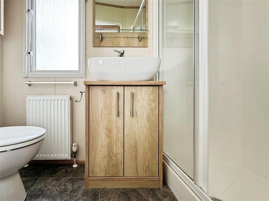 Shower Room 1