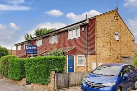 Brook Road South, Brentford TW8