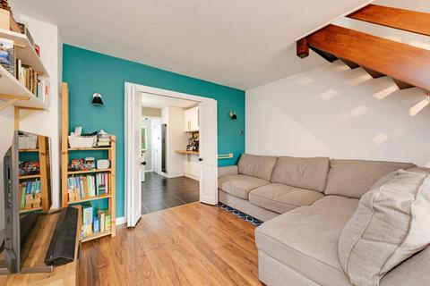 undefined, Brook Road South, Brentford TW8