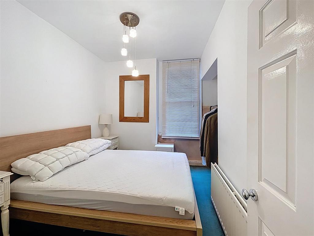 Bedroom Twp