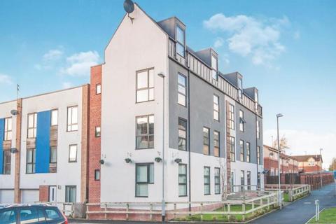 Hollies Lane, Salford M5