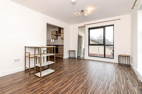 3 bedroom apartment to rent, Hollies Lane, Salford M5