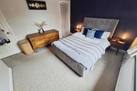 3 bedroom terraced house for sale, Langdon Road, Rochester