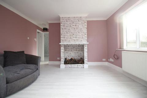 2 bedroom flat to rent, Rivington Drive, Bickershaw