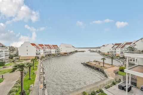 3 bedroom apartment for sale, Lake Avenue, Poole, Dorset