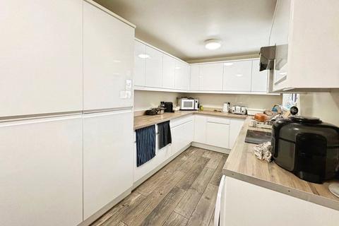 undefined, Fairview Avenue, Woking, Surrey, GU22