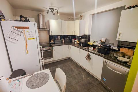 3 bedroom semi-detached house for sale, Burns Avenue, Swinton, Manchester, M27 9UH