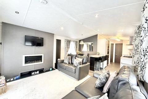 2 bedroom property for sale, Hoburne Lane, Christchurch BH23