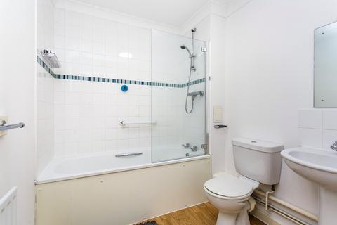 2 bedroom flat to rent, Mulvany Court, Cumberland Road, Southsea, PO5