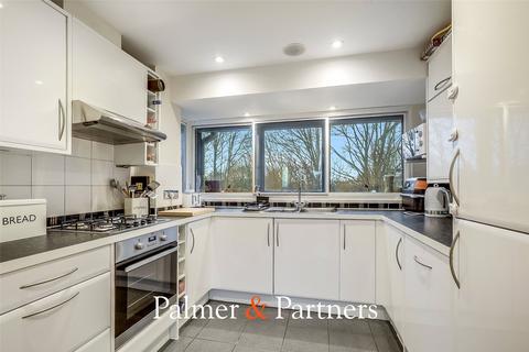 2 bedroom apartment for sale, Victoria Court, Chelmsford CM1