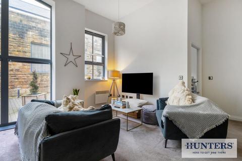 2 bedroom apartment for sale, Dyehouse Walk, Yeadon, Leeds