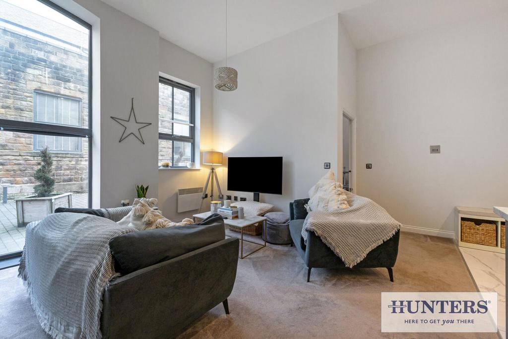 Apartment in Leeds, Upper Henshaw, Henshaw - View 4